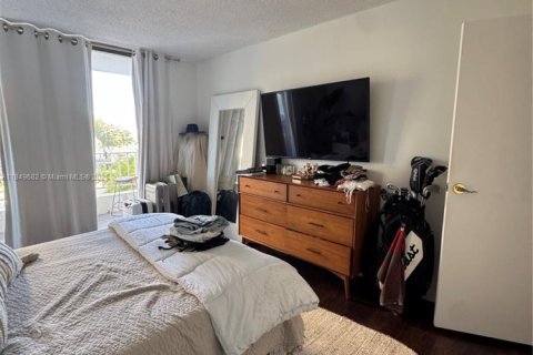 Condominio en venta en Miami, Florida, 1 dormitorio, 56.86 m2 № 1855047 - foto 11