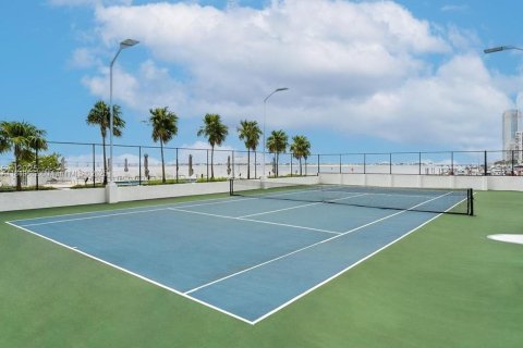 Condominio en venta en Miami, Florida, 1 dormitorio, 56.86 m2 № 1855047 - foto 4
