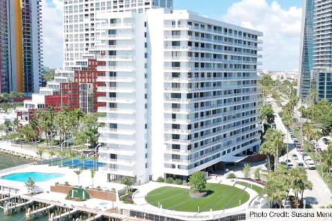 Condominio en venta en Miami, Florida, 1 dormitorio, 56.86 m2 № 1855047 - foto 1