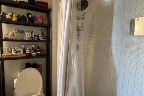 Condominio en venta en Miami, Florida, 1 dormitorio, 56.86 m2 № 1855047 - foto 14