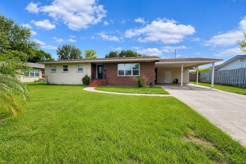 Casa en Lakeland, Florida 3 dormitorios, 126.9 m2 № 2209844
