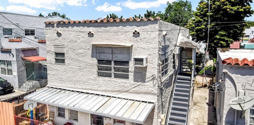 House in Miami, Florida 1 bedroom, 51.1 sq.m. № 1925255