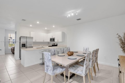 Купить таунхаус в Хомстед, Флорида 3 спальни, 135.64м2, № 1958603 - фото 10