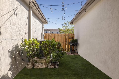 Купить таунхаус в Хомстед, Флорида 3 спальни, 135.64м2, № 1958603 - фото 16