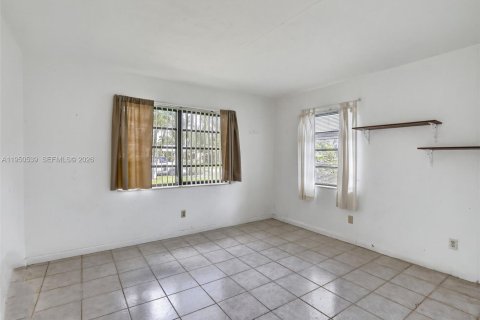 Villa ou maison à vendre à Oakland Park, Floride: 2 chambres, 90.12 m2 № 2006735 - photo 20