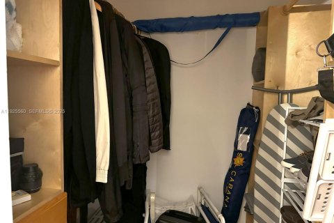 Condominio en alquiler en Key Biscayne, Florida, 2 dormitorios, 134.71 m2 № 1984128 - foto 25