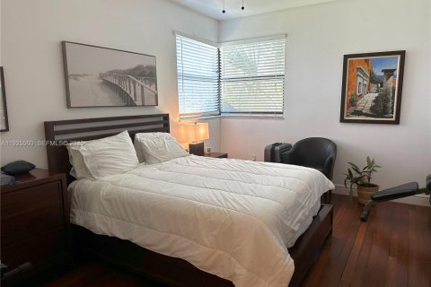 Condominio en alquiler en Key Biscayne, Florida, 2 dormitorios, 134.71 m2 № 1984128 - foto 20