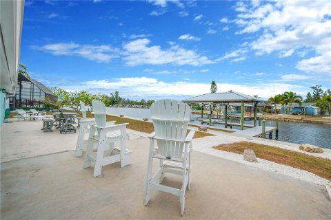 Casa en venta en Ruskin, Florida, 2 dormitorios, 147.9 m2 № 2098266 - foto 25