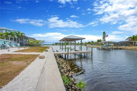 Casa en venta en Ruskin, Florida, 2 dormitorios, 147.9 m2 № 2098266 - foto 29