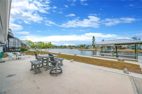 Casa en venta en Ruskin, Florida, 2 dormitorios, 147.9 m2 № 2098266 - foto 23