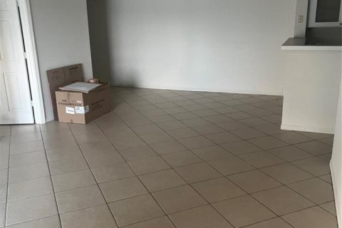 Condo in Coconut Creek, Florida, 2 bedrooms № 2242753 - photo 7