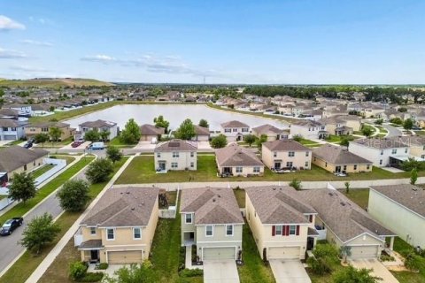 Купить виллу или дом в Ривервью, Флорида 6 комнат, 192.31м2, № 2324212 - фото 22