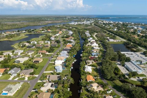 Villa ou maison à vendre à Placida, Floride: 2 chambres, 119.47 m2 № 2289819 - photo 23