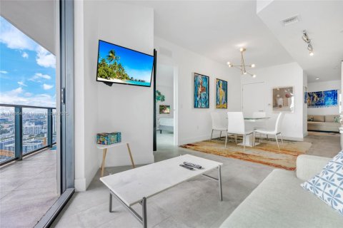 Condominio en alquiler en Miami, Florida, 1 dormitorio, 69.31 m2 № 1633646 - foto 11