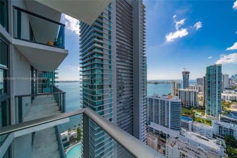 Condominio en alquiler en Miami, Florida, 1 dormitorio, 69.31 m2 № 1633646 - foto 21