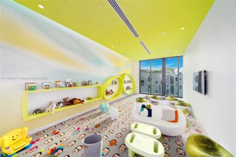 Condominio en alquiler en Miami, Florida, 1 dormitorio, 69.31 m2 № 1633646 - foto 25