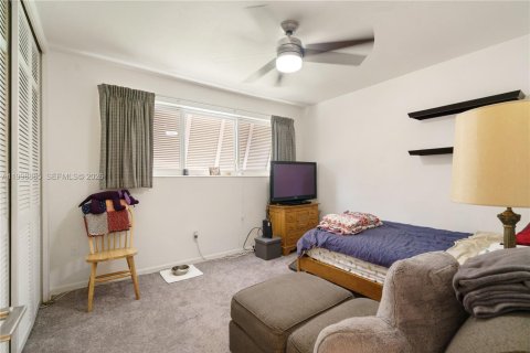 Купить виллу или дом в Пайнкрест, Флорида 4 спальни, 243.03м2, № 2068117 - фото 14