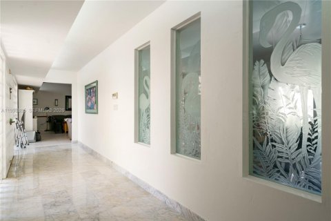 Купить виллу или дом в Пайнкрест, Флорида 4 спальни, 243.03м2, № 2068117 - фото 3