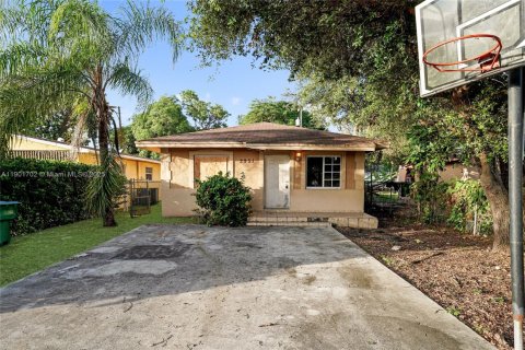 Casa en Miami, Florida 3 dormitorios, 134.71 m2 № 1955020