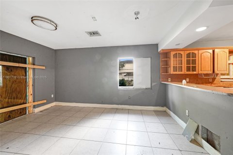 Casa en venta en Miami, Florida, 3 dormitorios, 134.71 m2 № 1955020 - foto 11