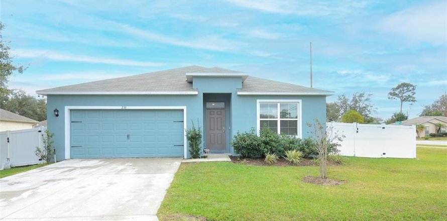 House in Kissimmee, Florida 4 bedrooms, 173.91 sq.m. № 1560834