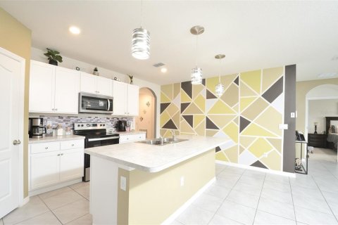 House in Kissimmee, Florida 4 bedrooms, 173.91 sq.m. № 1560834 - photo 7