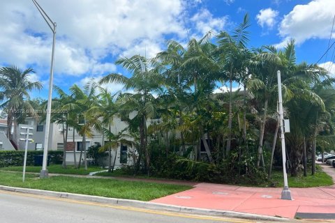 Купить коммерческую недвижимость в Майами-Бич, Флорида 394.28м2, № 2025790 - фото 5