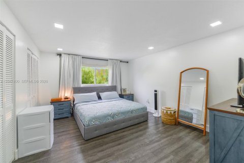 Copropriété à vendre à Miami, Floride: 2 chambres, 104.98 m2 № 2248163 - photo 13