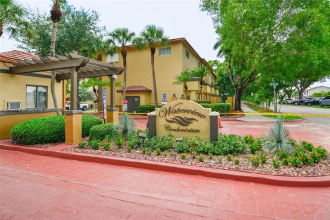 Copropriété à vendre à Miami, Floride: 2 chambres, 104.98 m2 № 2248163 - photo 26