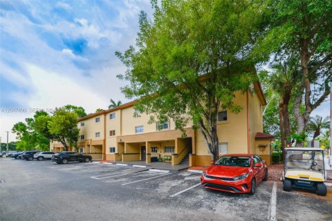Copropriété à vendre à Miami, Floride: 2 chambres, 104.98 m2 № 2248163 - photo 20