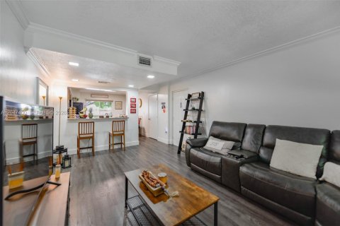 Copropriété à vendre à Miami, Floride: 2 chambres, 104.98 m2 № 2248163 - photo 6