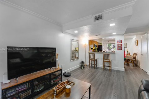 Copropriété à vendre à Miami, Floride: 2 chambres, 104.98 m2 № 2248163 - photo 7