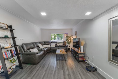 Copropriété à vendre à Miami, Floride: 2 chambres, 104.98 m2 № 2248163 - photo 5