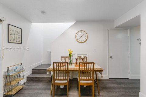 Copropriété à vendre à Miami, Floride: 2 chambres, 104.98 m2 № 2248163 - photo 9
