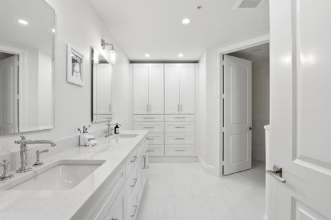 Condominio en venta en Juno Beach, Florida, 2 dormitorios, 195.47 m2 № 2146279 - foto 19