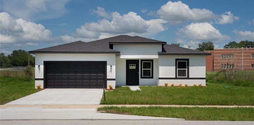 Casa en Ocala, Florida 4 dormitorios, 173.26 m2 № 1835758