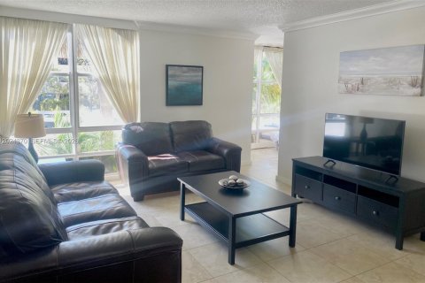 Copropriété à vendre à Sunny Isles Beach, Floride: 1 chambre, 67.35 m2 № 2257294 - photo 2