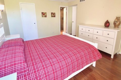 Copropriété à vendre à Sunny Isles Beach, Floride: 1 chambre, 67.35 m2 № 2257294 - photo 16