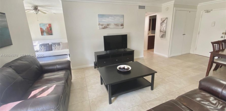 Condo à Sunny Isles Beach, Floride, 1 chambre № 2257294