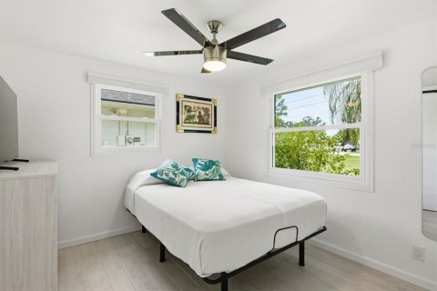 Villa ou maison à vendre à Oldsmar, Floride: 3 chambres, 172.43 m2 № 2197091 - photo 20