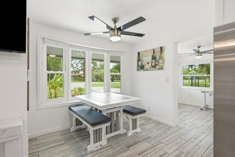 Villa ou maison à vendre à Oldsmar, Floride: 3 chambres, 172.43 m2 № 2197091 - photo 10