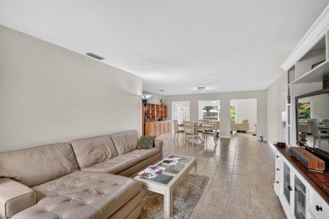 Купить виллу или дом в Веллингтон, Флорида 10 комнат, 210.14м2, № 2088061 - фото 5