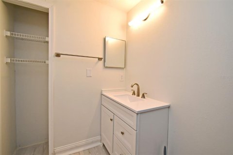 Condominio en venta en Orlando, Florida, 1 dormitorio, 83.52 m2 № 1608944 - foto 7