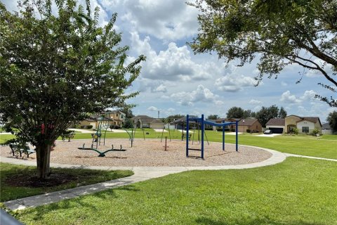 Villa ou maison à louer à Kissimmee, Floride: 3 chambres, 180.42 m2 № 1782301 - photo 20
