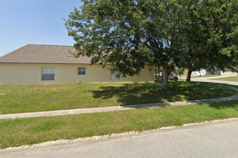 Villa ou maison à louer à Kissimmee, Floride: 3 chambres, 180.42 m2 № 1782301 - photo 3