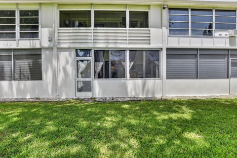 Condominio en venta en Deerfield Beach, Florida, 1 dormitorio, 65.59 m2 № 2261676 - foto 12
