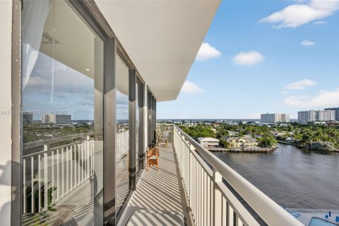 Купить кондоминиум в Форт-Лодердейл, Флорида 2 спальни, 145.58м2, № 1983510 - фото 27
