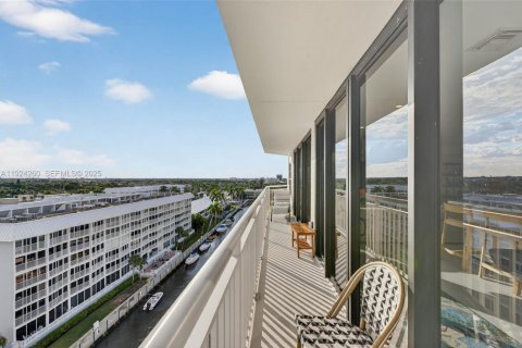 Купить кондоминиум в Форт-Лодердейл, Флорида 2 спальни, 145.58м2, № 1983510 - фото 25