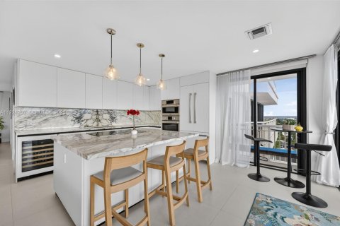 Купить кондоминиум в Форт-Лодердейл, Флорида 2 спальни, 145.58м2, № 1983510 - фото 17