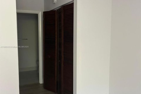 Купить кондоминиум в Корал-Спрингс, Флорида 1 спальня, 57.51м2, № 1955814 - фото 11